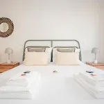 Liiiving In Porto - City Design Apartments