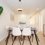 Liiiving In Porto - Uptown Pearl Apartment