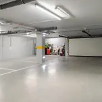 Hostwise - Stylish Flat With Terrace & Garage