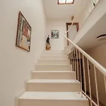 Espinho Modern 3 Bedroom Apartment By Vacationy