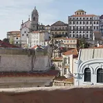 Stylish Downtown Porto Duplex 2Br Walk Everywhere!