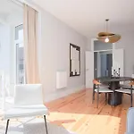 Liiiving In Porto - Art Design Apartment