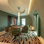Cenica Porto Hotel, Curio Collection By Hilton