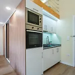 Close To Everything Your Oporto Yellow Prm 1F