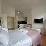 Aliados Downtown Studio By Porto City Hosts