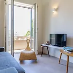 Aposentus - Stylish Downtown Loft