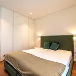 Boavista Serralves Family House
