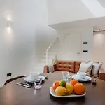 Minimalist Loft At Terracotta Collection