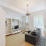 Inviting Apartment In The Heart Of Porto