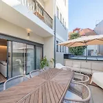 Stylish City Stay With Balcony