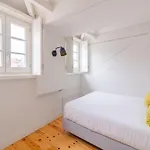 City-Center Apartment With Modern Comforts