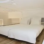 Studio 77