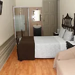 Guest House 31 De Janeiro