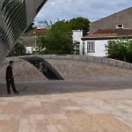 Casa Vanzeleres