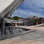 Casa Vanzeleres