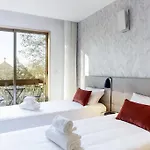 Praca 66 Guest House