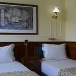 Invicta Ribeira Boat Hotel