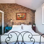 Merc Porto Ribeira\'S Up Place
