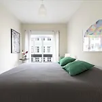 Bmyguest - Santa Catarina Central Apartment