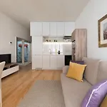 Bmyguest - Villa Loios Terrace Apartment