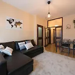 Lovelystay - Serralves Apartment With Free Parking