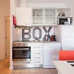 Lovelystay - Porto Box