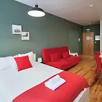 Aparthotel Oporto Entreparedes