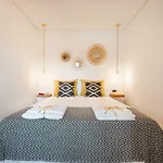 Lovelystay - Sun Loft W/ Balcony