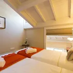 Guest 4 Porto Av Loft