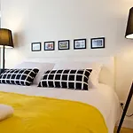 Ribeira Stay Apartments
