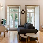 Almada Studio 419