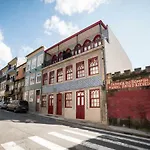 Charm In C - Porto Center Apartment