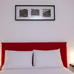 Lively Getaway Apartment