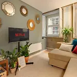 Janika\'S Apartment