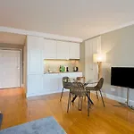 Own Places Carregal Apartment