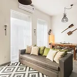 Merc Porto Ribeira\'S Place