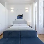 Tripas-Coracao, Sao Bento Apartments