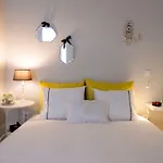 Alda\'S Vintage Apartments With Free Parking