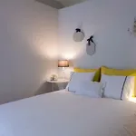 Alda\'S Vintage Apartments With Free Parking