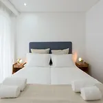 Bruno\'S Downtown Apartment