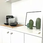 Loios Flat