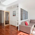 Liiiving In Porto | Bright Light Apartment