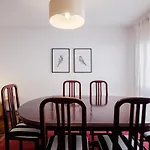 Music House 3 Bedroom Apt W Garage