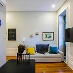 Nau Of Discoveries Flat