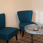 Lovelystay - Homey Feeling Flat W/ Free Parking