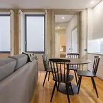 Tailor\'S Apartment