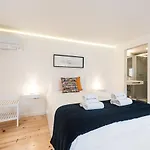 Guestready - Flora Apartments