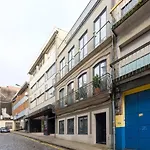 Lovelystay - Stylish Central Apartment By Bolhao Market