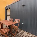 Guestready - Flora Apartments