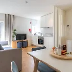 Spot Family Apartments